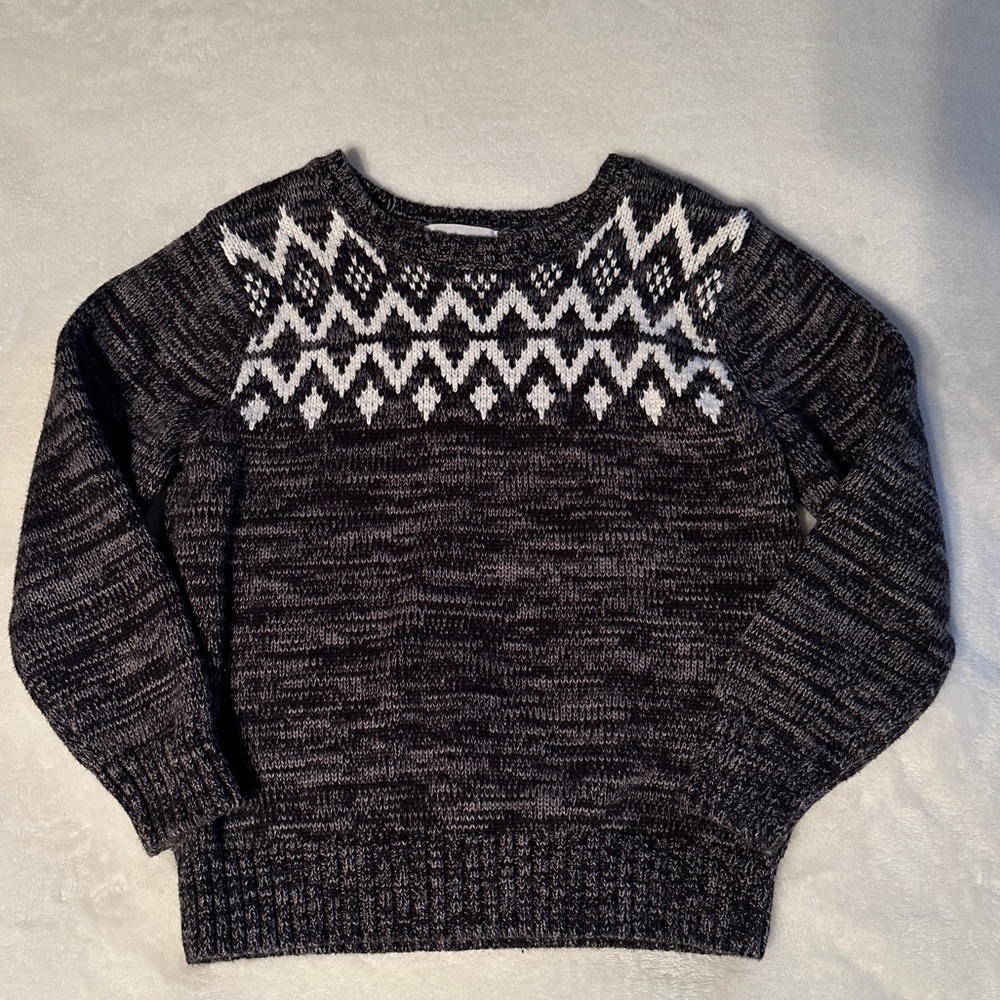 Old Navy Boys 5T dark grey sweater